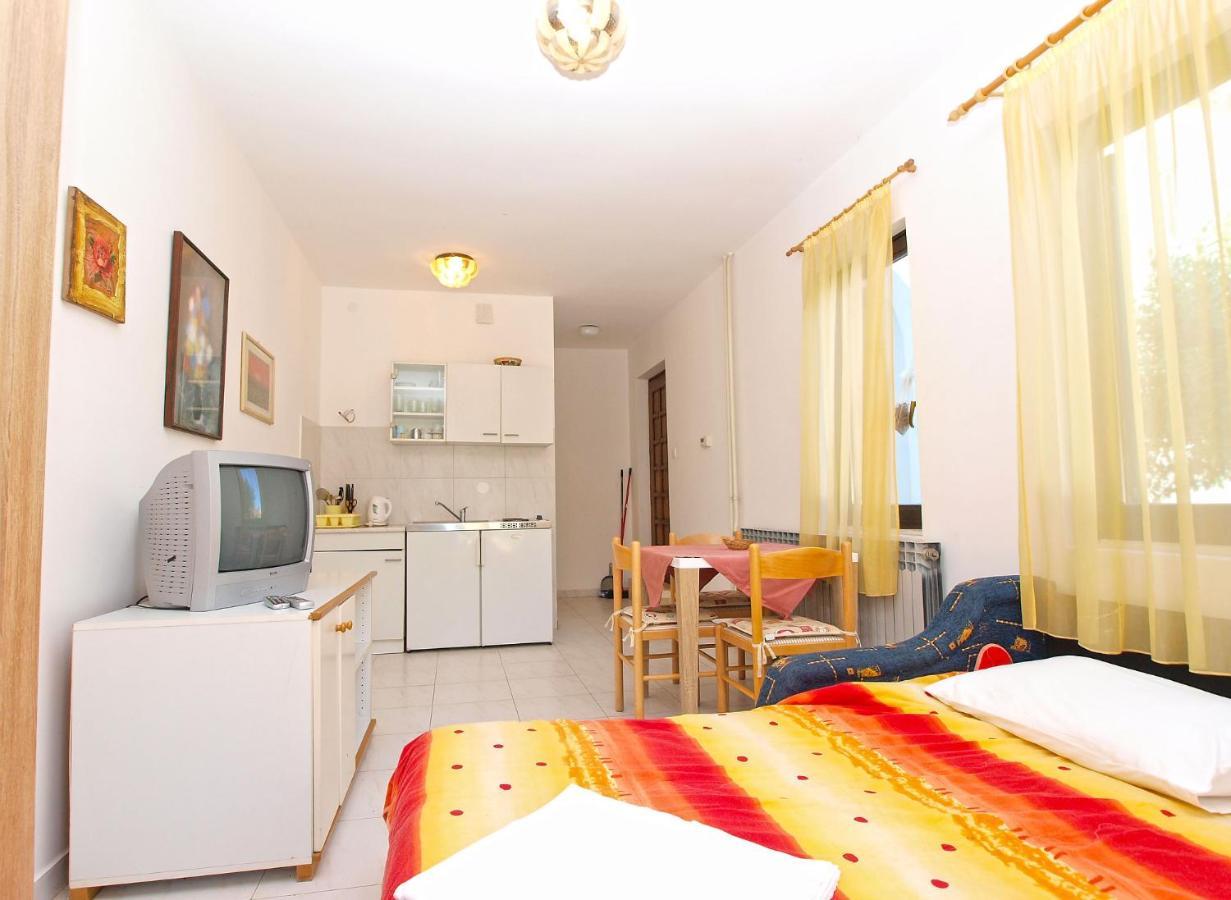 Apartments Puntizela 727 Pula Dış mekan fotoğraf